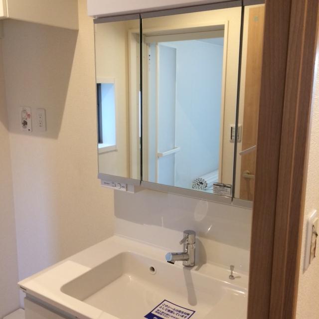 洗面設備　忙しい朝には欠かせない洗面所です