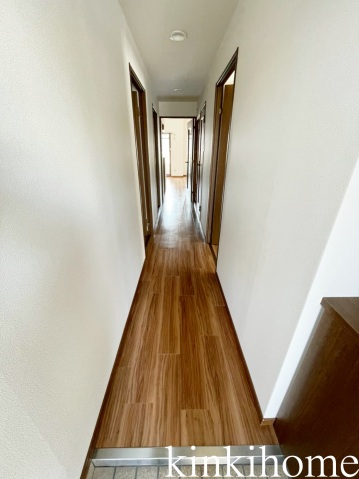 玄関　写真は別のお部屋です。（同タイプ）