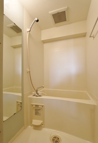 バス・シャワールーム　一日の疲れを癒してください