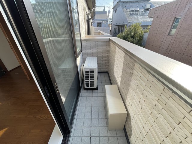 バルコニー　※写真は301号室のものです
