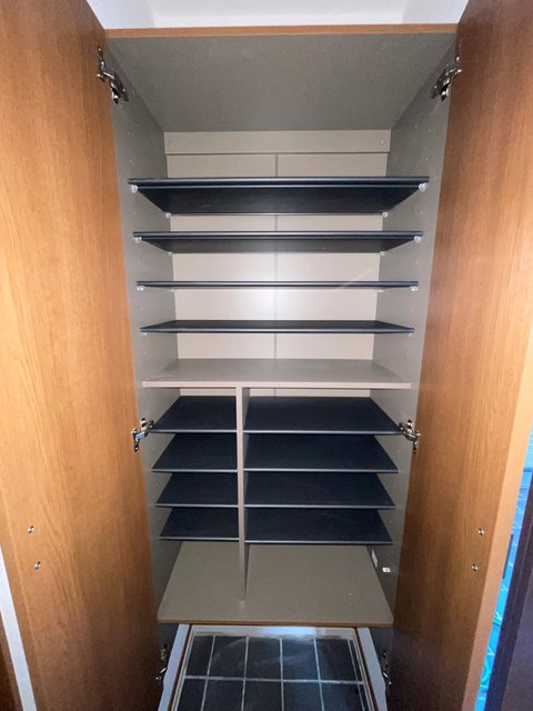 収納　※写真は301号室のものです