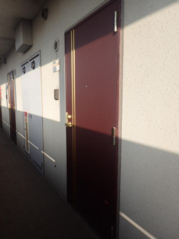 玄関　※別部屋同間取りのお写真となります。参考にご覧くださいませ。