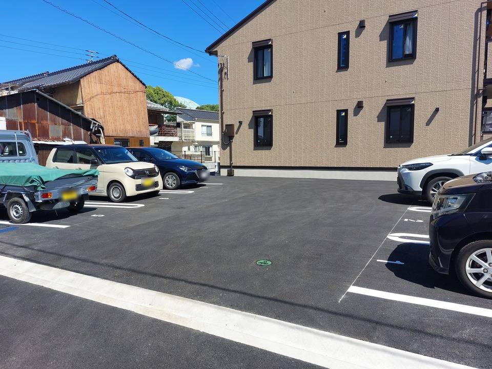 駐車場　駐車場