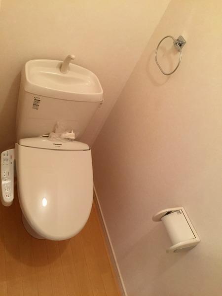 トイレ　参考写真