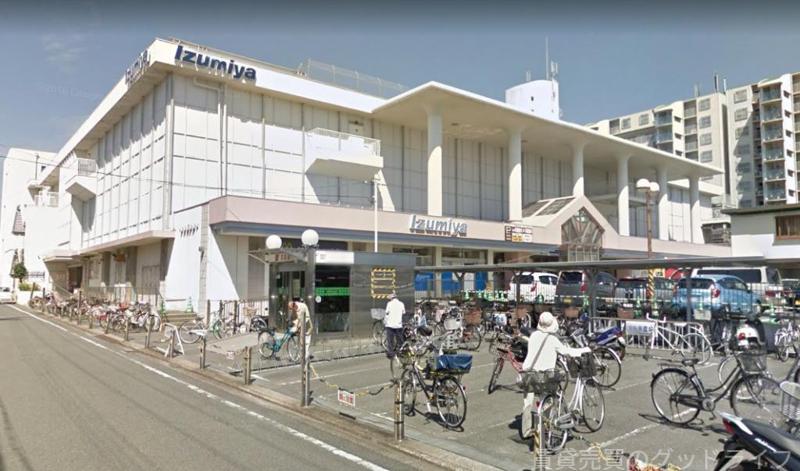 ショッピングセンター　デイリーカナートイズミヤ伏見店（ショッピングセンター）まで1200m