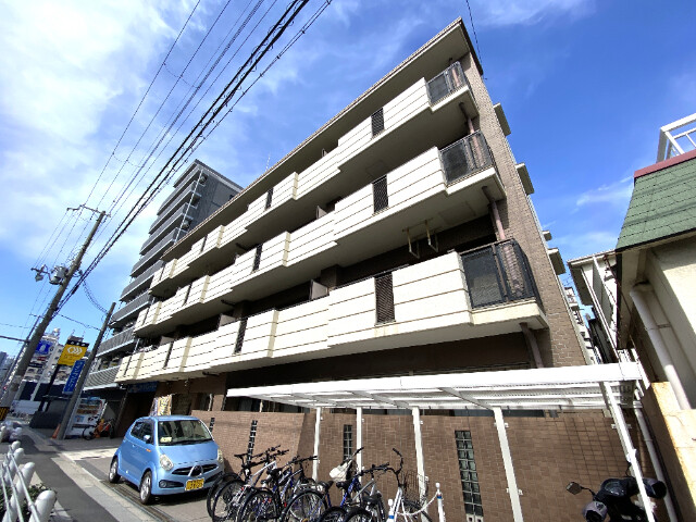 建物外観　ファミリーさん♪