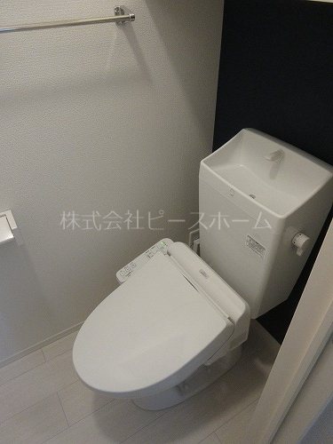 トイレ　※別号室参考写真