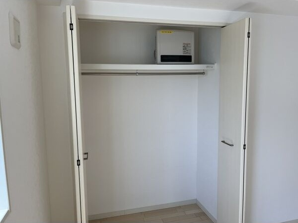 収納　※写真は同じマンションの違う部屋のものになります。