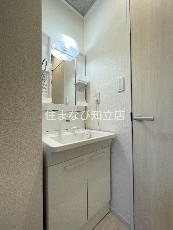 洗面設備　同型別部屋写真