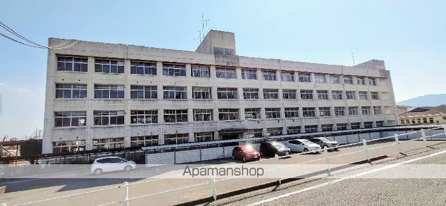 中学校　今治東中等教育学校（中学校）まで3517m