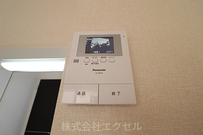 セキュリティ　モニター付きインターホンです。