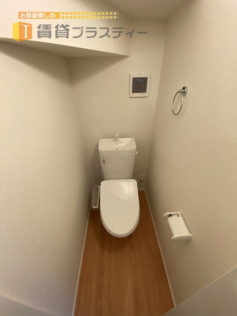 トイレ　ウォシュレット付き！