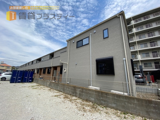 建物外観　先行申し込み受付中。