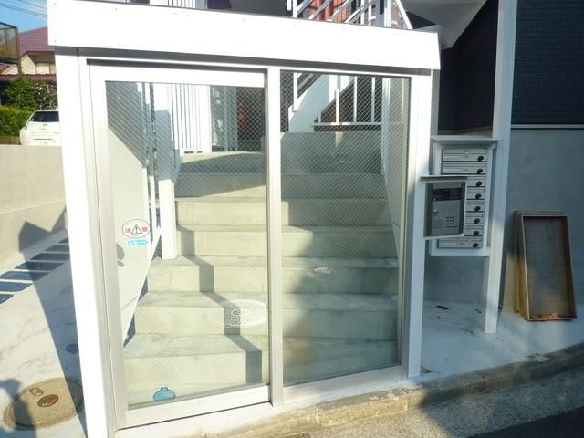 エントランス　★★自動ドアの入口ですよ★★
