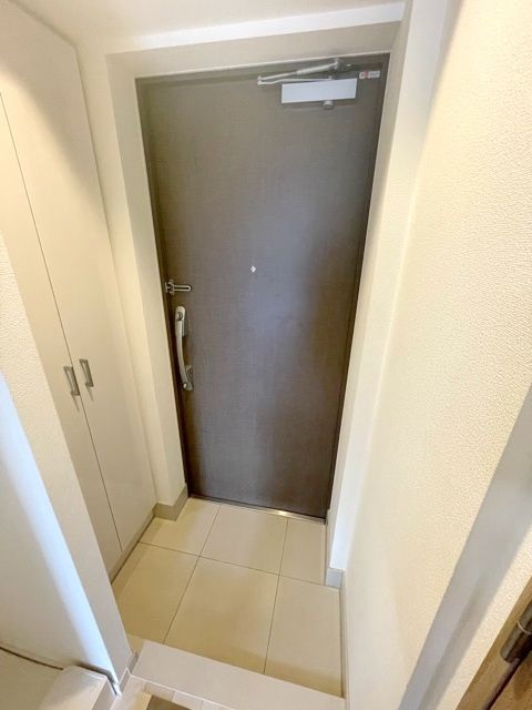 玄関　※別室参考写真
