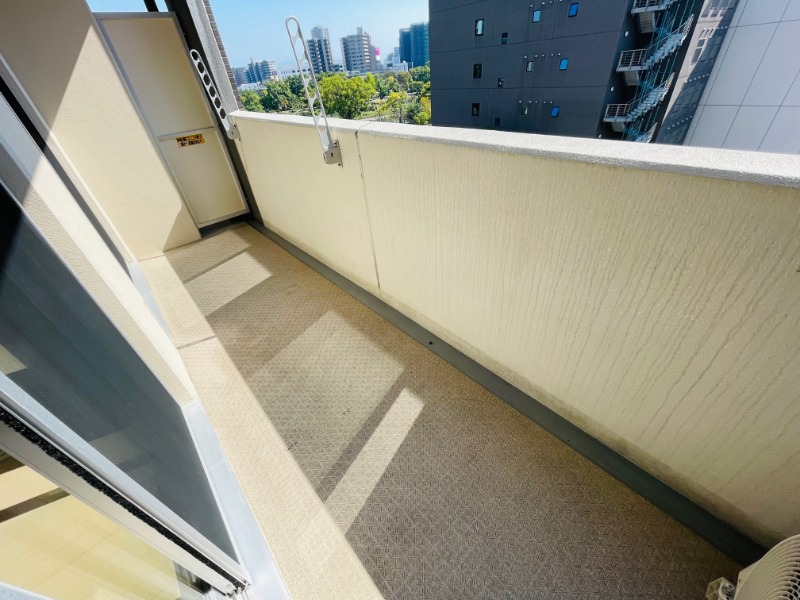 バルコニー　※別部屋写真、現状優先