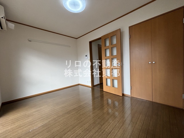 その他部屋・スペース　上品に仕上がった明るい室内空間です！