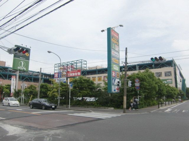 ショッピングセンター　SHOPS（ショッピングセンター）まで1290m
