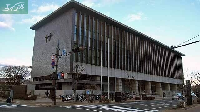 図書館　岡山県立図書館（図書館）まで814m