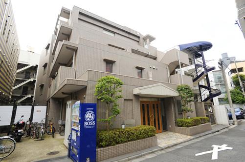建物外観　外観は落ち着いています