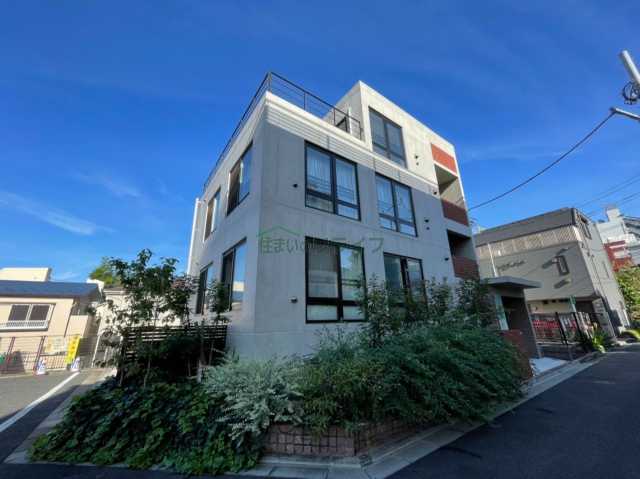建物外観　ウェルスクエアイズム三軒茶屋
