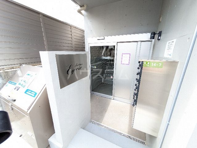 エントランス