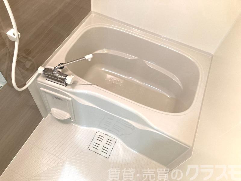 バス・シャワールーム　浴室乾燥機付きバス♪