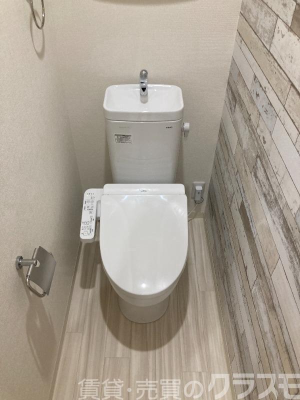 トイレ　ウォシュレット＆ウォームレット