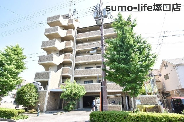 ラフォーレ七番館