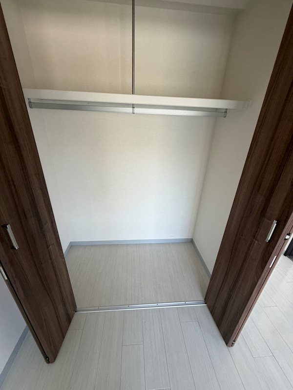 収納　※参照写真（303号反転間取り部屋）