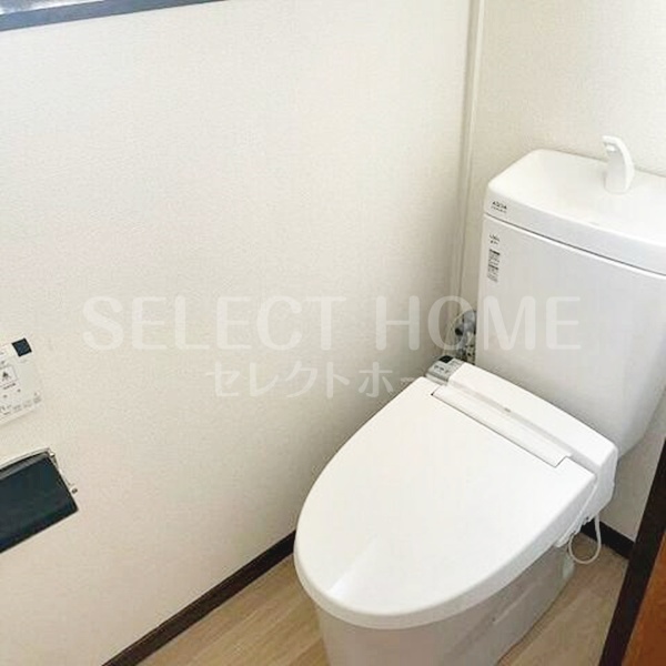 山本富子貸家のトイレ写真