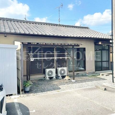 山本富子貸家