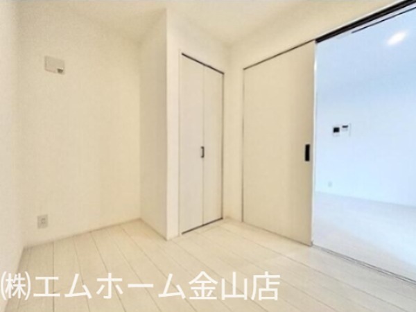 その他部屋・スペース　LDK10.4帖　洋室3.2帖
