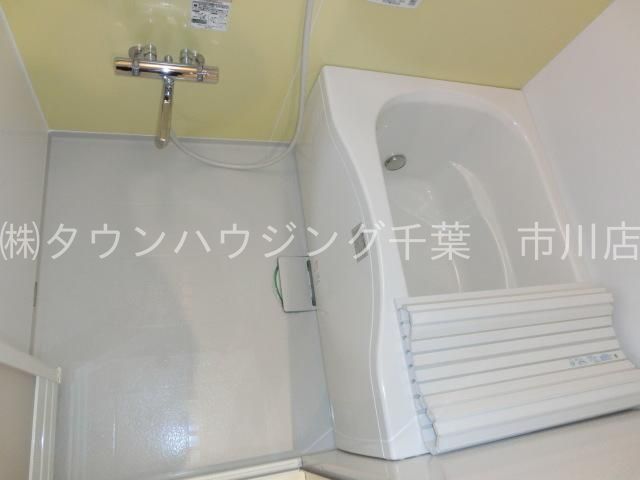 ＪＲ総武線 東船橋駅 徒歩1分 3階建 築15年の風呂写真