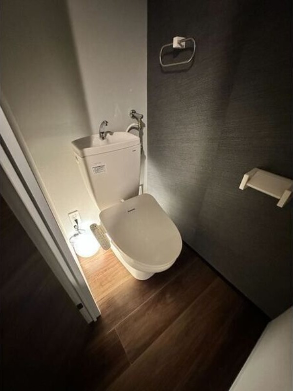 ＪＲ函館本線 琴似駅 徒歩6分 4階建 築3年のトイレ写真