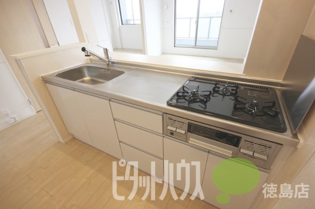 カナエールIIのキッチン写真