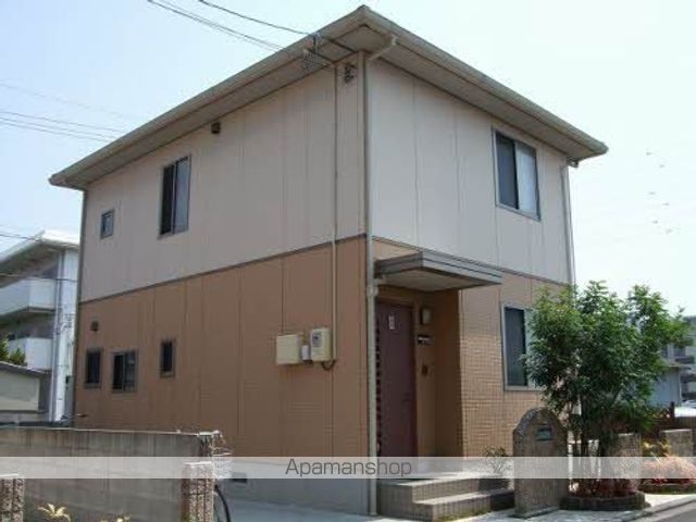 クローバーコート北斎院 D棟