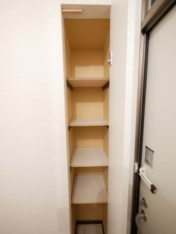 その他設備　下駄箱