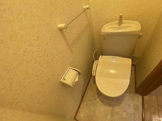 トイレ　※別部屋の写真です