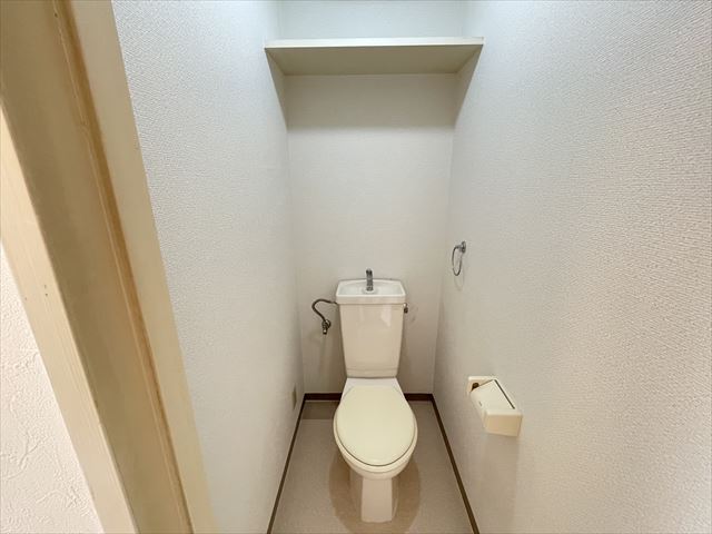 【八尾市西木の本のマンションのトイレ】