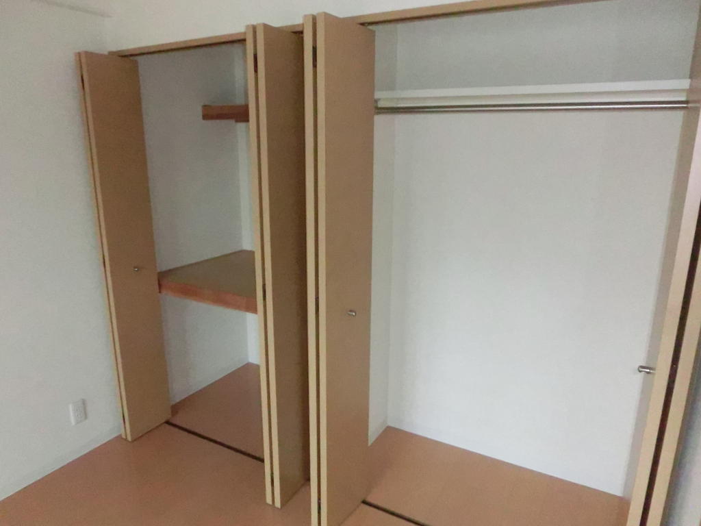 収納　写真は別のお部屋です。現況を優先させて頂きます。