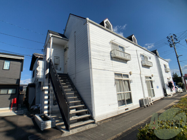 建物外観　宮城県仙台市若林区南小泉４「ホワイトキャッスル９番館」