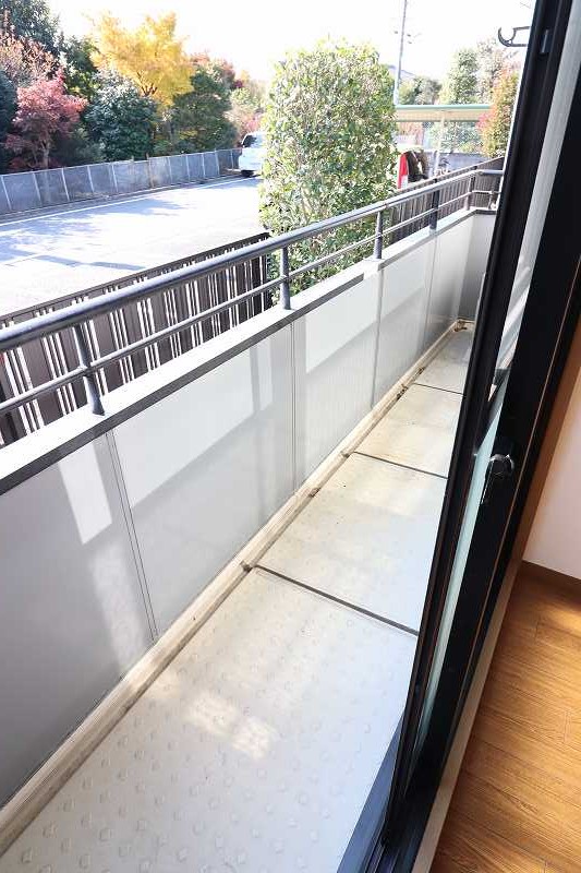 バルコニー　＊同物件、別部屋になります。