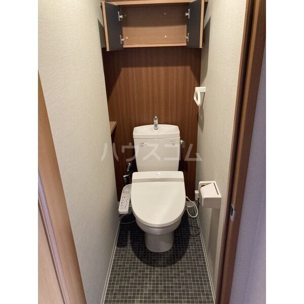 【羽島市竹鼻町駒塚のマンションのトイレ】