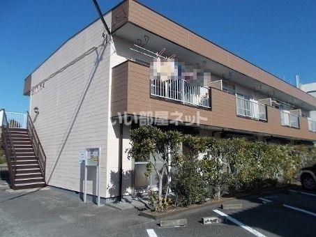 静岡県富士市本市場（アパート）の賃貸物件の外観