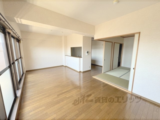 居室・リビング　リビング