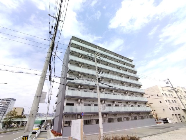 神戸市兵庫区七宮町のマンションの建物外観