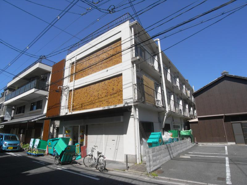 恵比須荘の建物外観