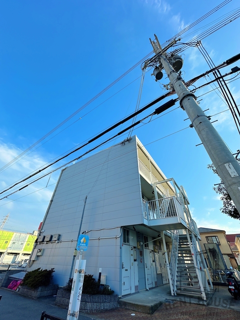 岸和田市作才町のマンションの建物外観