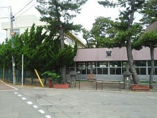 【にかほ市象潟町のアパートの小学校】